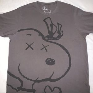 Men’s Uniqlo KAWS Snoopy T-Shirt